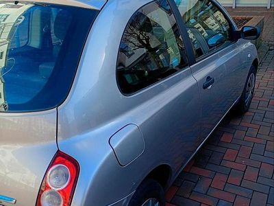 Gebraucht Nissan Micra 65 PS (47 kW) 2009 Silber Kleinwagen