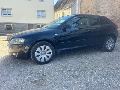Brugt Audi A3 Ambiente 105 HK (77 kW) 2003 Sort Hatchback