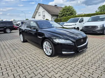 Gebraucht Jaguar XF Prestige 300 PS (220 kW) 2019 Schwarz Limousine