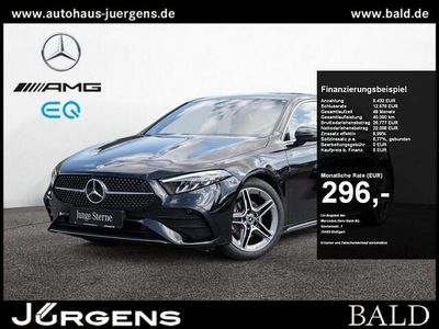 Gebraucht Mercedes A180 AMG 136 PS (100 kW) 2024 Schwarz metalliclack kosmosschwarz Limousine