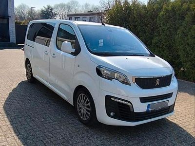 Peugeot Traveller