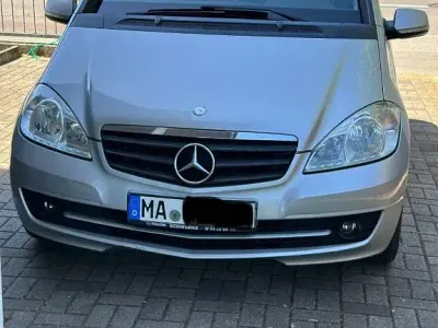 Gebraucht Mercedes A160 Avantgarde 95 PS (69 kW) 2009 Silber Van / Kleinbus