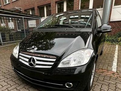 Gebraucht Mercedes A180 109 PS (80 kW) 2011 Schwarz Kleinwagen