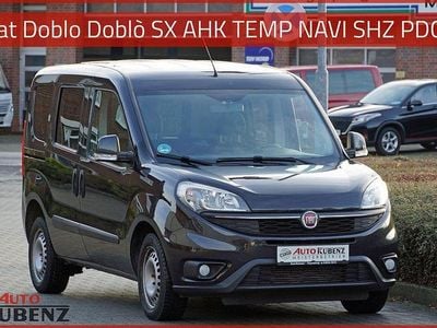 Schwarz Gebraucht 2016 Fiat Doblò Van / Kleinbus | 10.990 € (Fairer Preis)