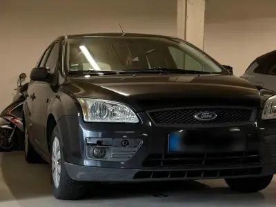 Gebraucht Ford Focus 125 PS (91 kW) 2007 Schwarz Kombi