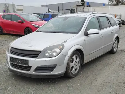 Gebraucht Opel Astra 140 PS (102 kW) 2006 Black magic perleffekt Kombi