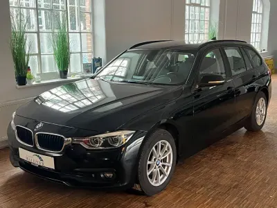 Gebraucht BMW 318 150 PS (110 kW) 2019 Schwarz Limousine