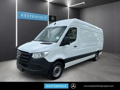 Gebraucht Mercedes Sprinter 170 PS (125 kW) 2025 Weiß Van