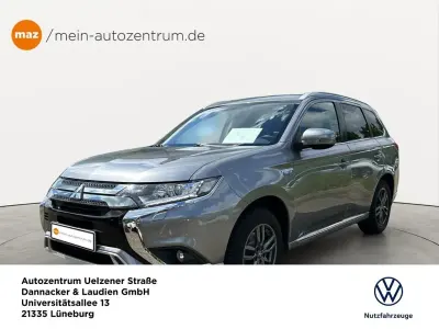 Gebraucht Mitsubishi Outlander P-HEV 135 PS (99 kW) 2021 Platinumgrau (m) SUV