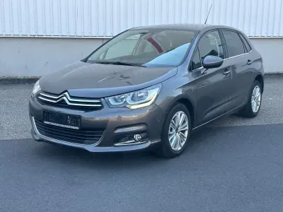 Gebraucht Citroën C4 SELECTION 131 PS (96 kW) 2015 Grau Limousine