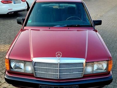 Gebraucht Mercedes 190 110 PS (80 kW) 1993 Rot Limousine
