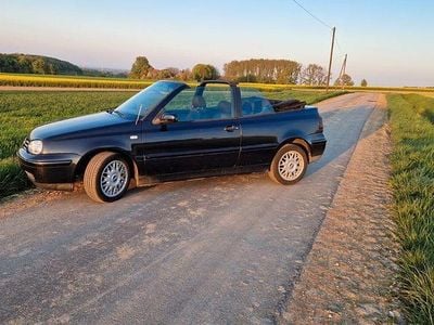 Brugt VW Golf Cabriolet Highline 101 HK (74 kW) 1998 Blå Cabriolet