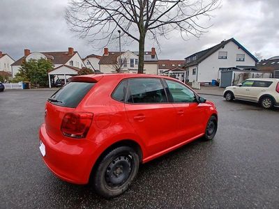 Gebraucht VW Polo Match 90 PS (66 kW) 2012 Rot Kleinwagen