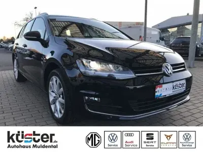Gebraucht VW Golf VII Highline 150 PS (110 kW) 2016 Schwarz Kombi