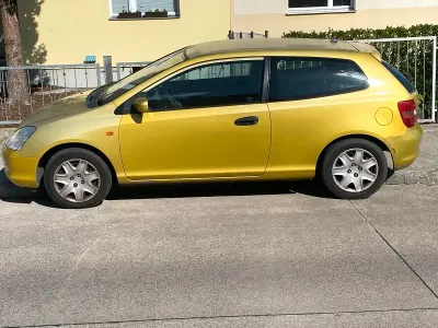 Usata Honda Civic 90 CV (66 kW) 2001 Arancione Utilitaria