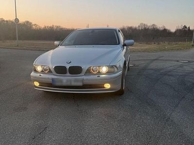 Gebraucht BMW 525 Exclusive 192 PS (141 kW) 2003 Silber Limousine