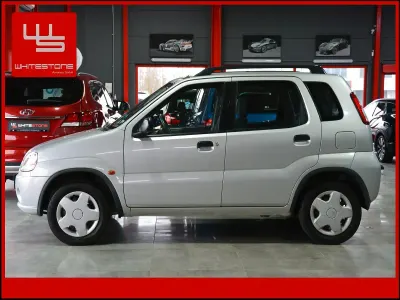 Gebraucht Suzuki Ignis 82 PS (60 kW) 2000 Silber Kleinwagen