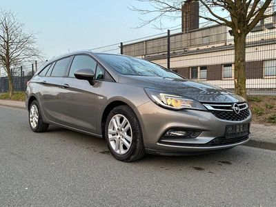 Gebraucht Opel Astra 110 PS (80 kW) 2017 Grau Kombi
