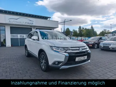 Gebraucht Mitsubishi Outlander Plus 150 PS (110 kW) 2016 Weiß SUV
