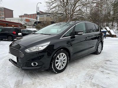 Schwarz Gebraucht 2016 Ford S-MAX Titanium Van / Kleinbus | 8.490 € (Fairer Preis)