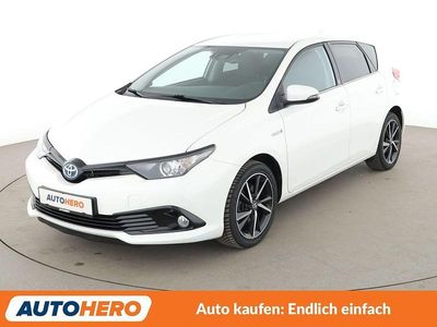 Usata Toyota Auris Hybrid Team 136 CV (100 kW) 2018 Bianco Berlina