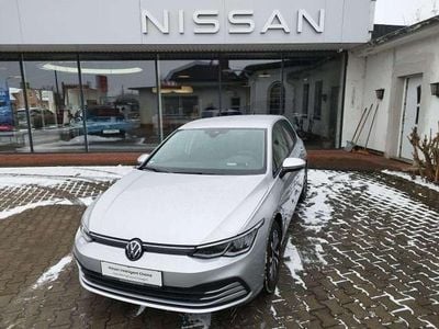 Gebraucht VW Golf VIII Life 131 PS (96 kW) 2024 Grau Limousine