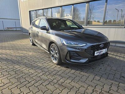 Neu Ford Focus ST-Line 155 PS (114 kW) 2025 Grau Limousine