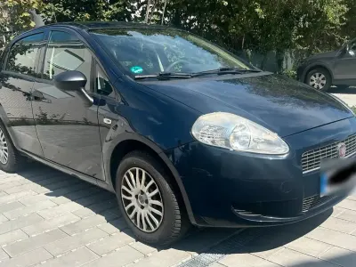 Gebraucht Fiat Punto 65 PS (47 kW) 2009 Blau Kleinwagen