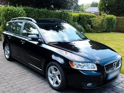 Gebraucht Volvo V50 114 PS (83 kW) 2011 Schwarz Kombi
