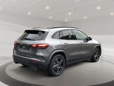 Gebraucht Mercedes GLA180 AMG line 136 PS (100 kW) 2025 SUV