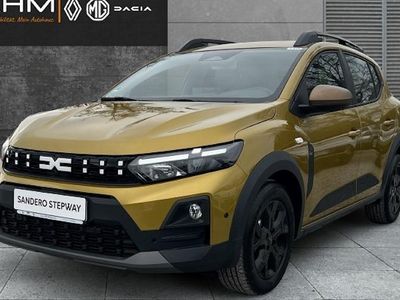 Neu Dacia Sandero Extreme 122 PS (89 kW) 2026 Gelb Limousine