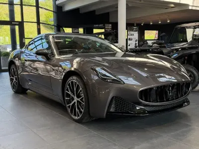 Neu Maserati Granturismo 491 PS (361 kW) 2026 Grau Coupé