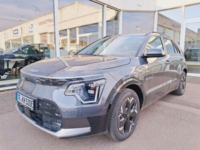 Grau Gebraucht 2023 Kia e-Niro Inspiration SUV | 28.999 € (Fairer Preis)