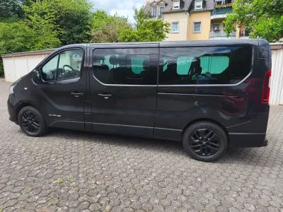 Gebraucht Renault Trafic 125 PS (91 kW) 2016 Schwarz Van / Kleinbus