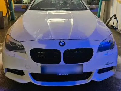 Gebraucht BMW M550 381 PS (280 kW) 2012 Weiß Limousine