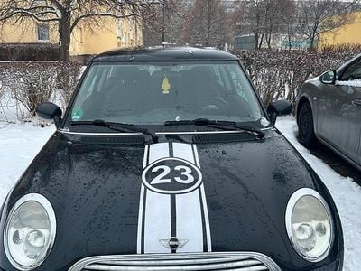 Schwarz Gebraucht 2004 Mini ONE Kleinwagen | 2.100 € (Etwas zu teuer)