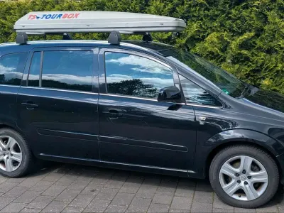 Gebraucht Opel Zafira 140 PS (102 kW) 2010 Schwarz Van / Kleinbus