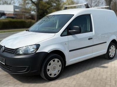 Begagnad VW Caddy 102 HK (75 kW) 2012 Vit Minibuss