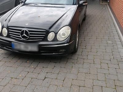 Mercedes E280
