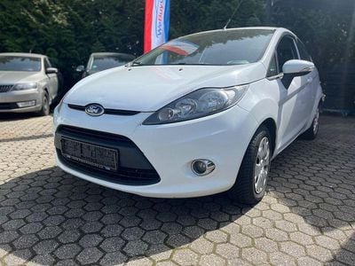 Usata Ford Fiesta 95 CV (69 kW) 2011 Bianco Utilitaria