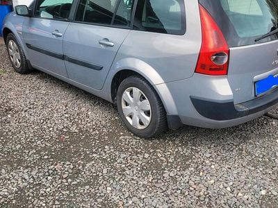 Gebraucht Renault Mégane GrandTour 97 PS (71 kW) 2005 Grau Kombi