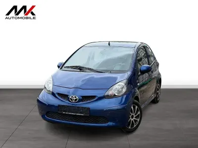 Gebraucht Toyota Aygo 68 PS (50 kW) 2007 Blau Kleinwagen