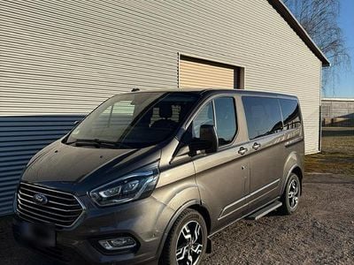Gebraucht Ford Tourneo Titanium 185 PS (136 kW) 2021 Grau Van / Kleinbus