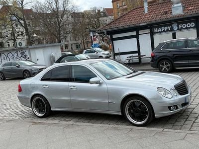 Brugt Mercedes E280 Elegance 231 HK (169 kW) 2006 Sølv Sedan