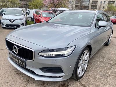 gebraucht Volvo V90 D4 Momentum Geartronic/Leder/Navi/19 Zoll