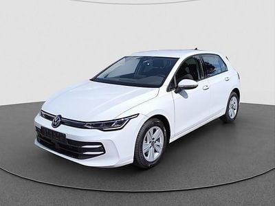 Gebraucht VW Golf VIII Life 2024 Pure white