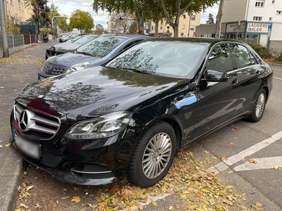 Mercedes E200