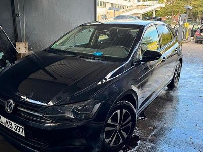 Schwarz Gebraucht 2019 VW Polo IQ Drive Kleinwagen | 12.000 € (Fairer Preis)