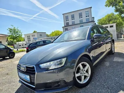 Gebraucht Audi A4 Basis 122 PS (89 kW) 2019 Grau Kombi
