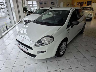 Gebraucht Fiat Punto Evo Young 69 PS (50 kW) 2015 Gelato weiss Kleinwagen